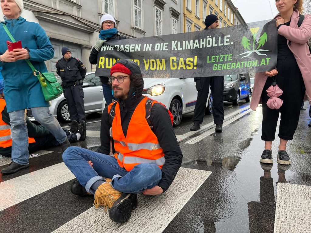 Blockade der Letzten Generation in Graz am 14.4. Bild: Letzte Generation Österreich