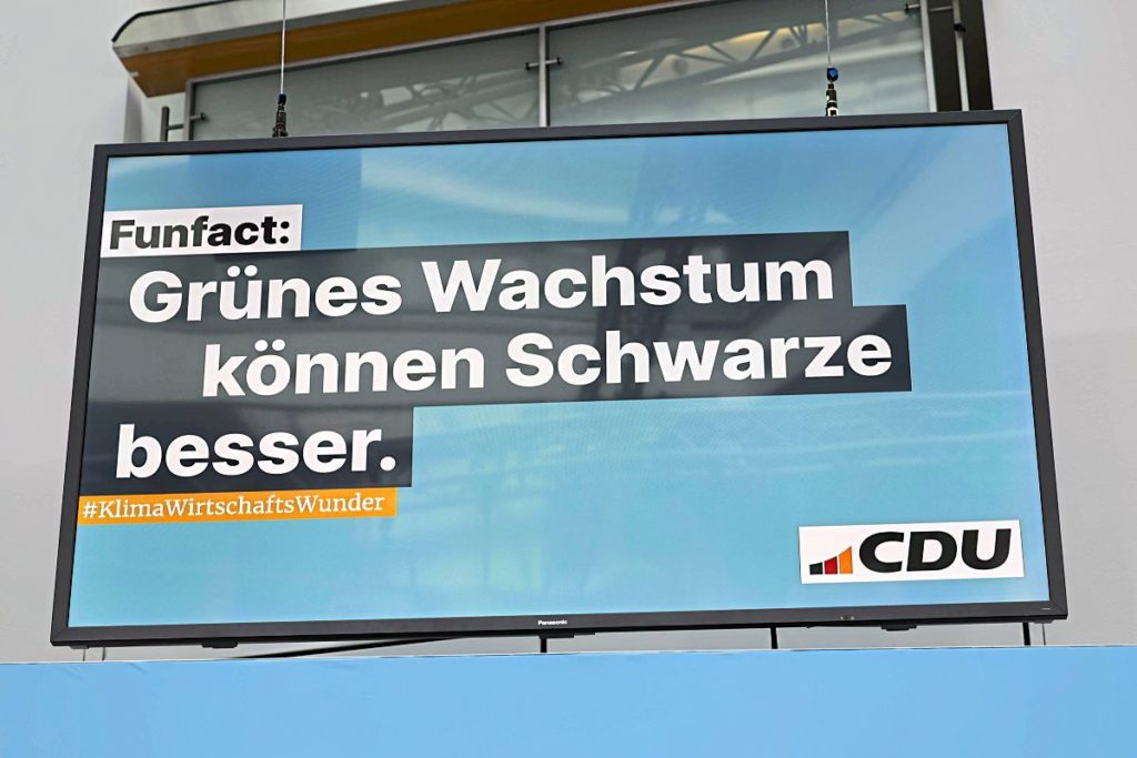 Entwurf für CDU-Kampagne 2023. Text: Grünes Waschstum können Schwarze besser. Quelle: https://www.derstandard.at/story/3000000187766/sebastian-kurz-gratuliert-cdu-zur-neuen-farbe-tuerkis